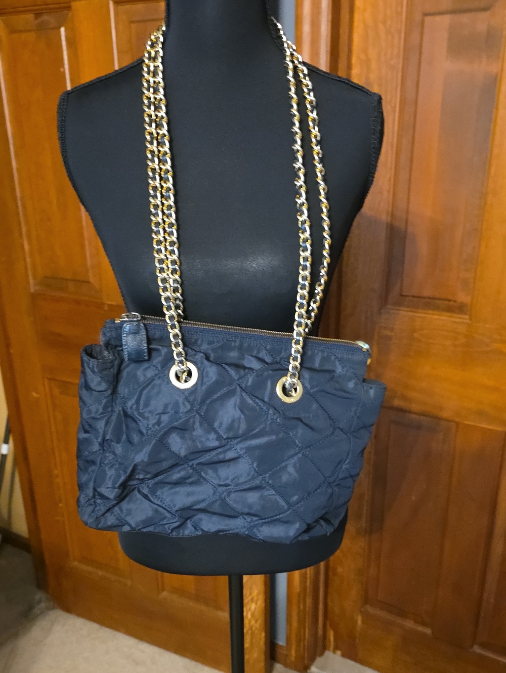 Prada Quilted Shoulder Bag in Black - Picture 3 of 6